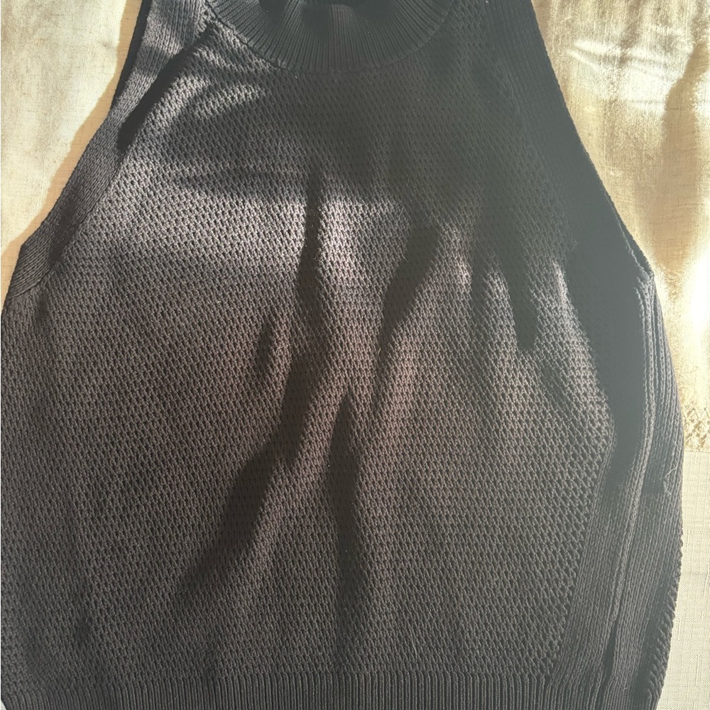Commense Black Sleeveless Knit Tank Top